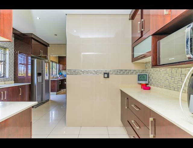 3 BEDROOM TOWNHOUSE FOR SALE IN WESTVILLE